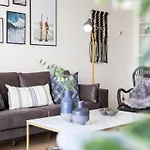 Restyled Apartment With Great View